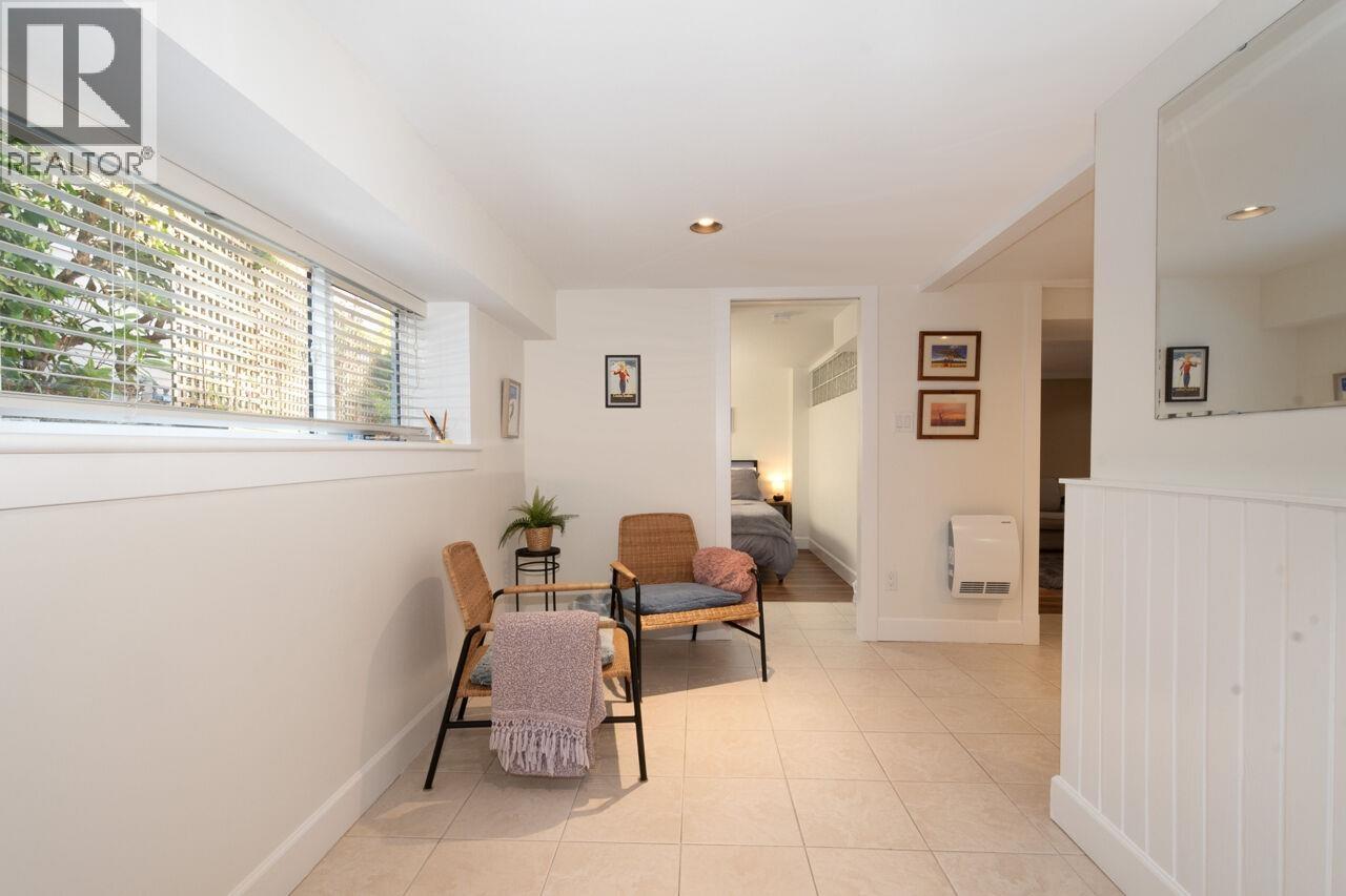 1050 11th Street, West Vancouver, British Columbia  V7T 2M5 - Photo 25 - R3073865