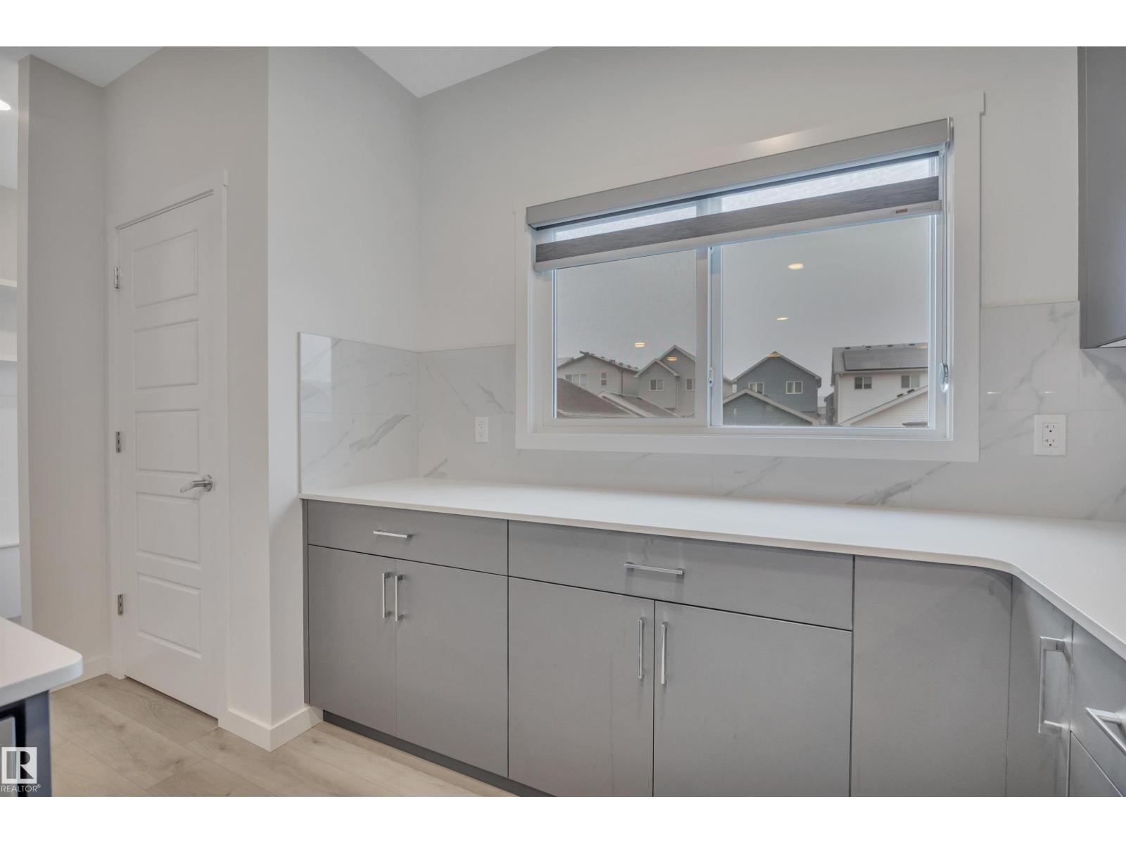 3323 Erlanger Bn Nw, Edmonton, Alberta  T6M 3A6 - Photo 14 - E4466205