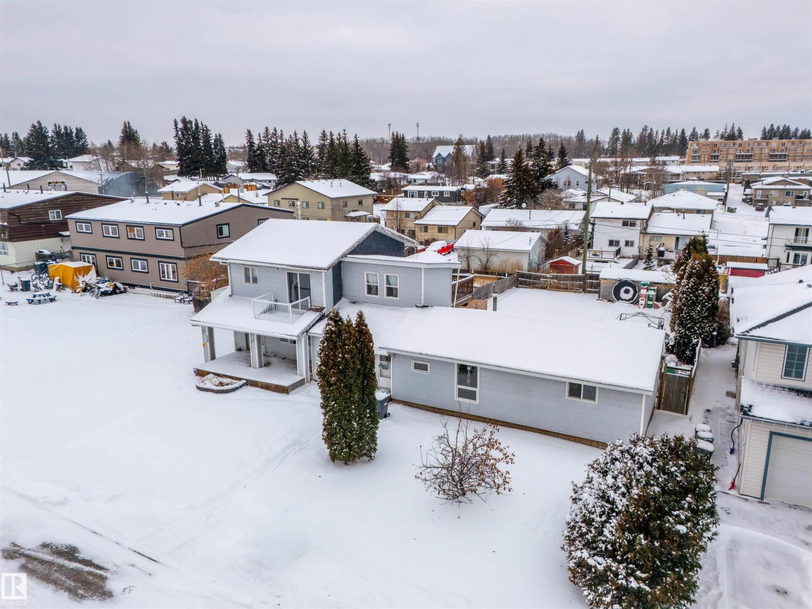 907/909 8 St, Cold Lake, Alberta  T9M 1H7 - Photo 2 - E4468171