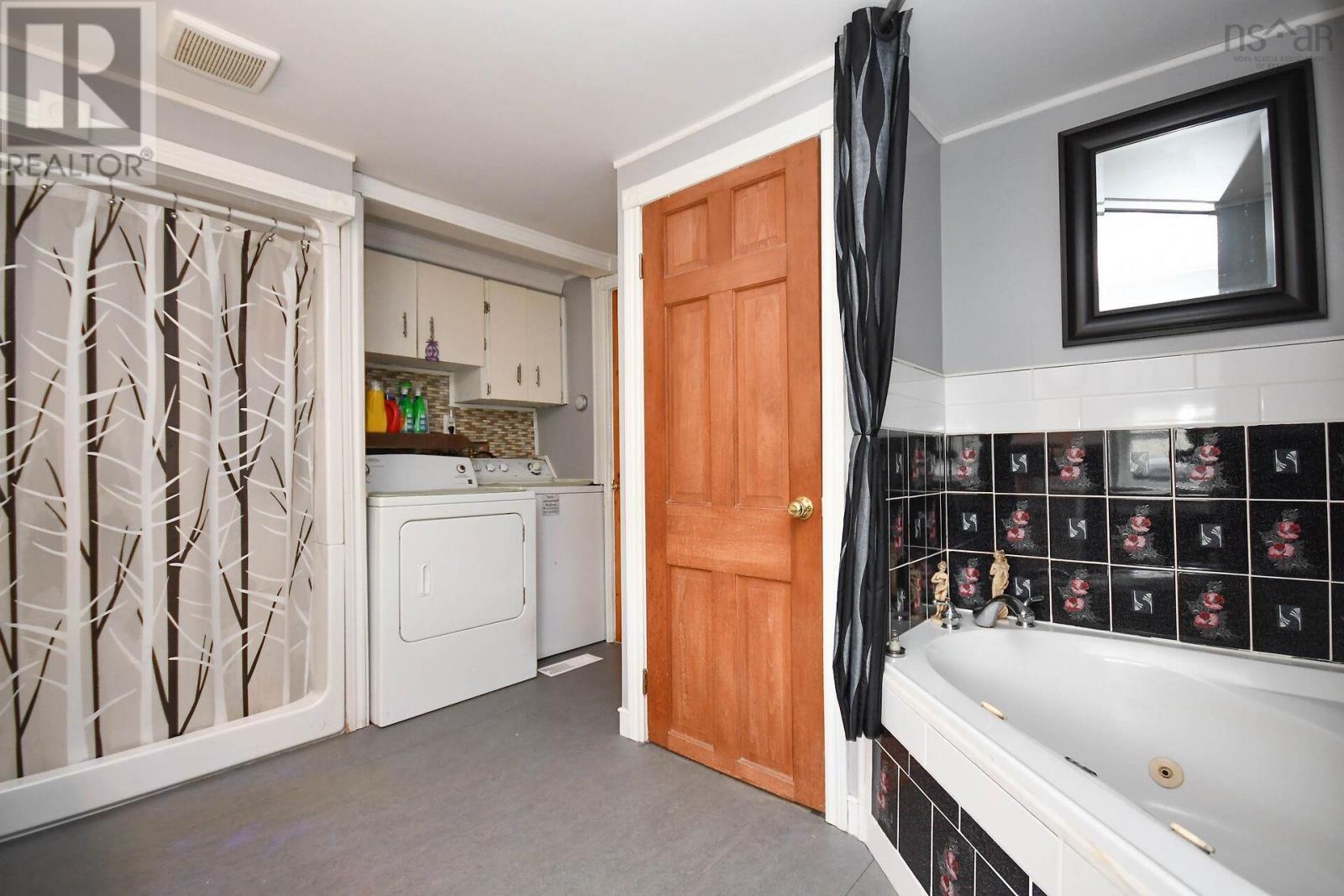 286 Parklane Drive, Lower Sackville, Nova Scotia  B4C 2X5 - Photo 22 - 202525015