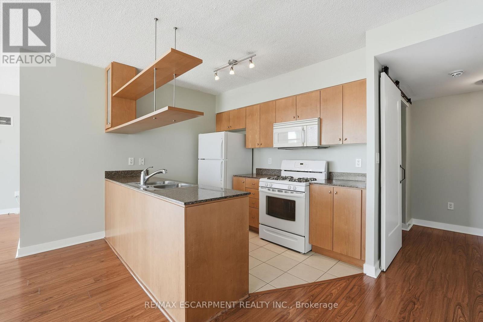 4009 - 10 Navy Wharf Court, Toronto, Ontario  M5V 3V2 - Photo 18 - C12634436