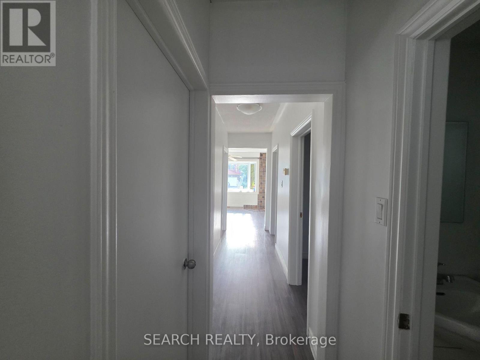 39 Rodda Boulevard, Toronto, Ontario  M1E 2Z7 - Photo 3 - E12369597