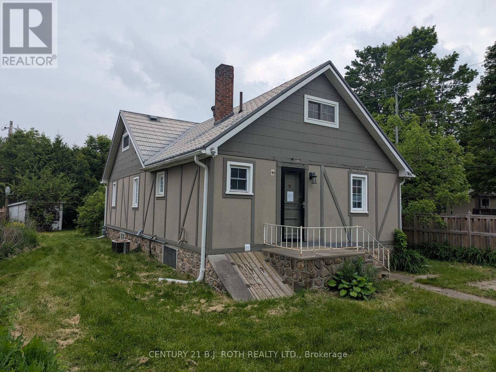 2709 25 SIDE ROAD, Innisfil, Ontario