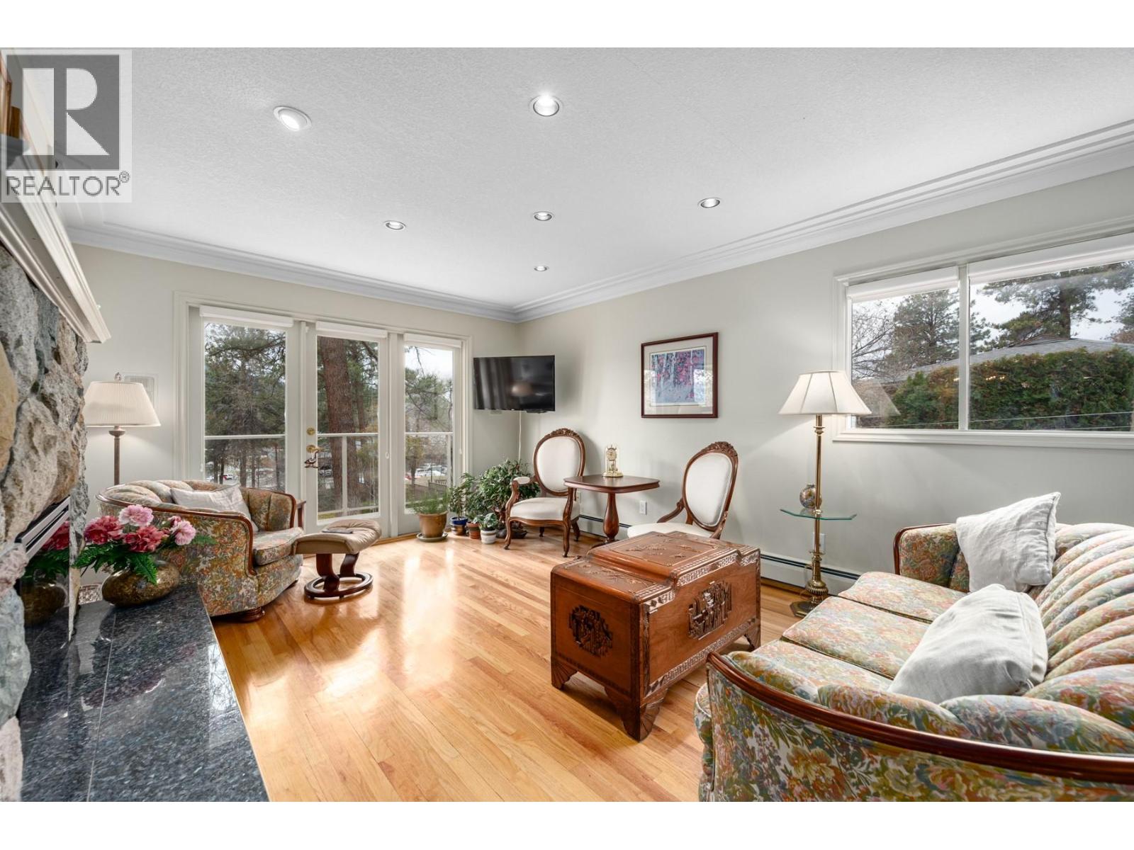 2398 Reid Avenue, Merritt, British Columbia  V1K 1H6 - Photo 14 - 10369192