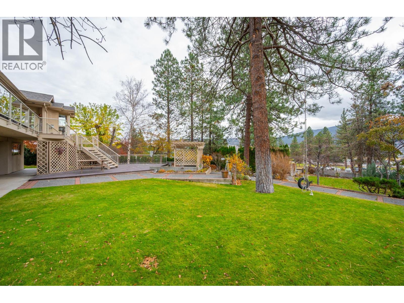 2398 Reid Avenue, Merritt, British Columbia  V1K 1H6 - Photo 4 - 10369192