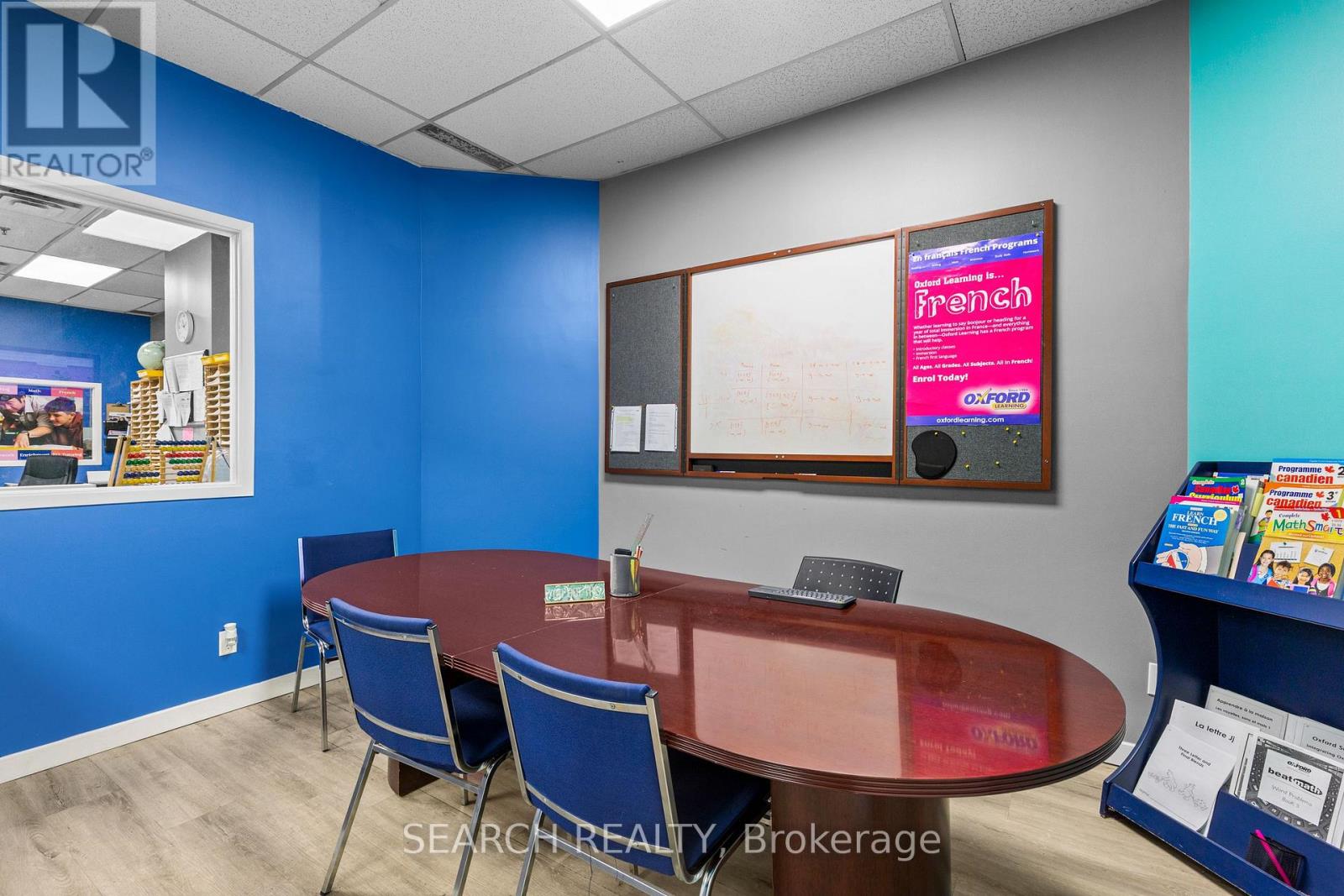 304 - 7700 Hurontario Street, Brampton, Ontario  L6Y 4M3 - Photo 9 - W12411438