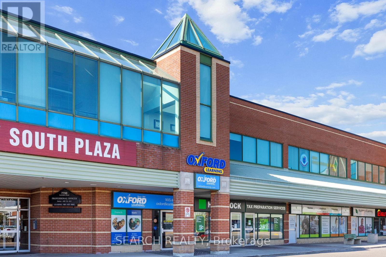 304 - 7700 Hurontario Street, Brampton, Ontario  L6Y 4M3 - Photo 4 - W12411438