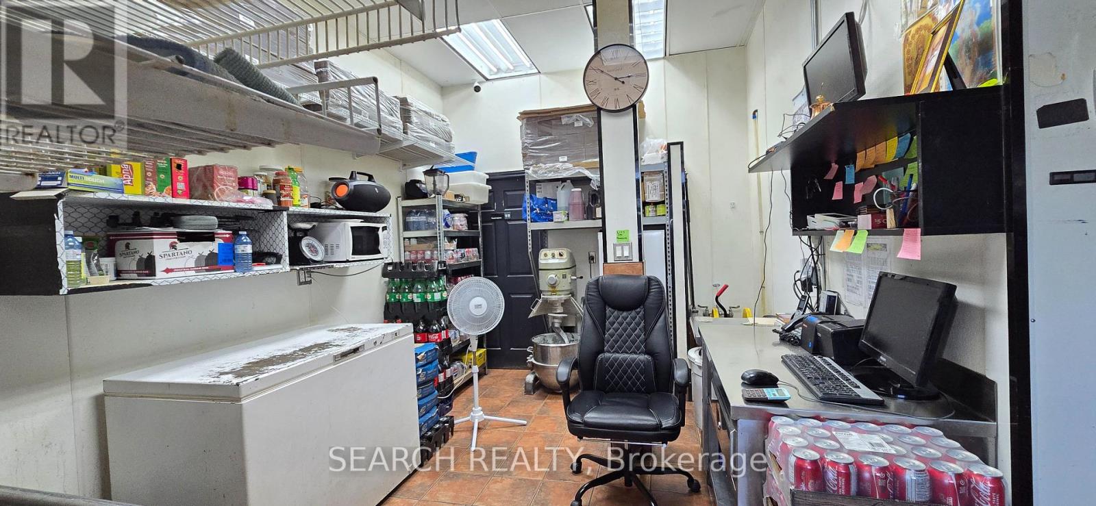 101b - 1920 Dundas Street E, London East, Ontario  N5V 3P1 - Photo 11 - X12397777