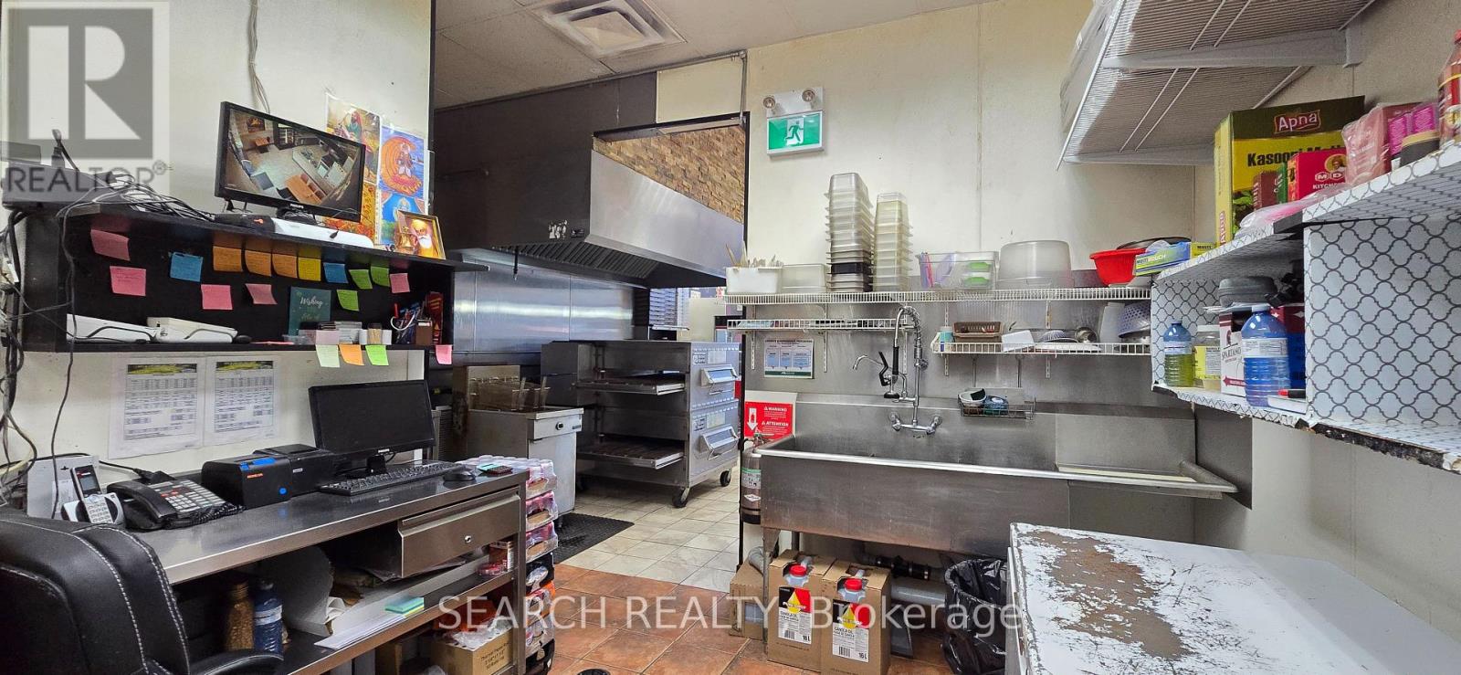 101b - 1920 Dundas Street E, London East, Ontario  N5V 3P1 - Photo 16 - X12397777