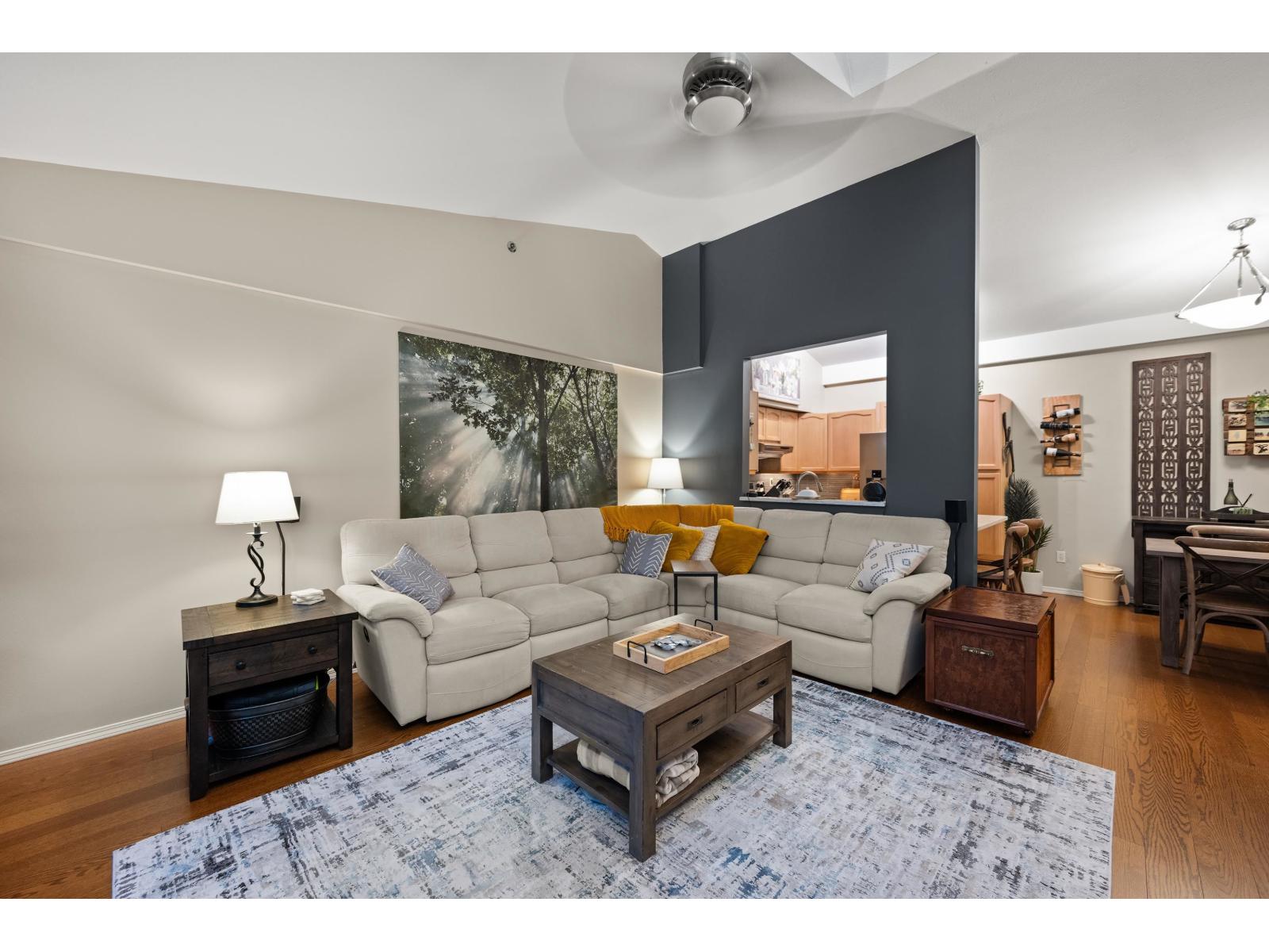 402 19721 64 Avenue, Langley, British Columbia  V2Y 1L1 - Photo 4 - R3073082