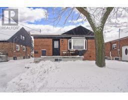 9 ROSEMARIE DRIVE, Toronto, Ontario