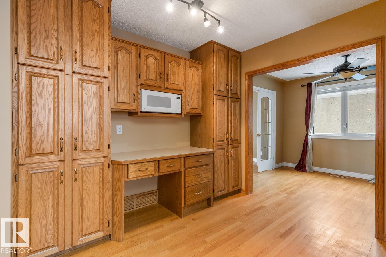 8416 71 St Nw, Edmonton, Alberta  T6B 1X4 - Photo 12 - E4468173