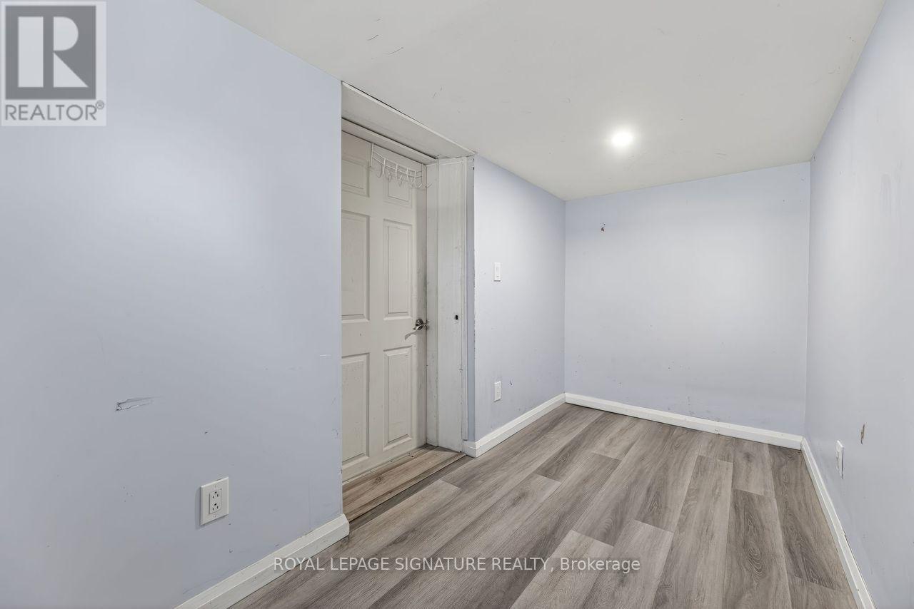 Lower - 224 Alsace Road S, Richmond Hill, Ontario  L4C 2W8 - Photo 9 - N12634410