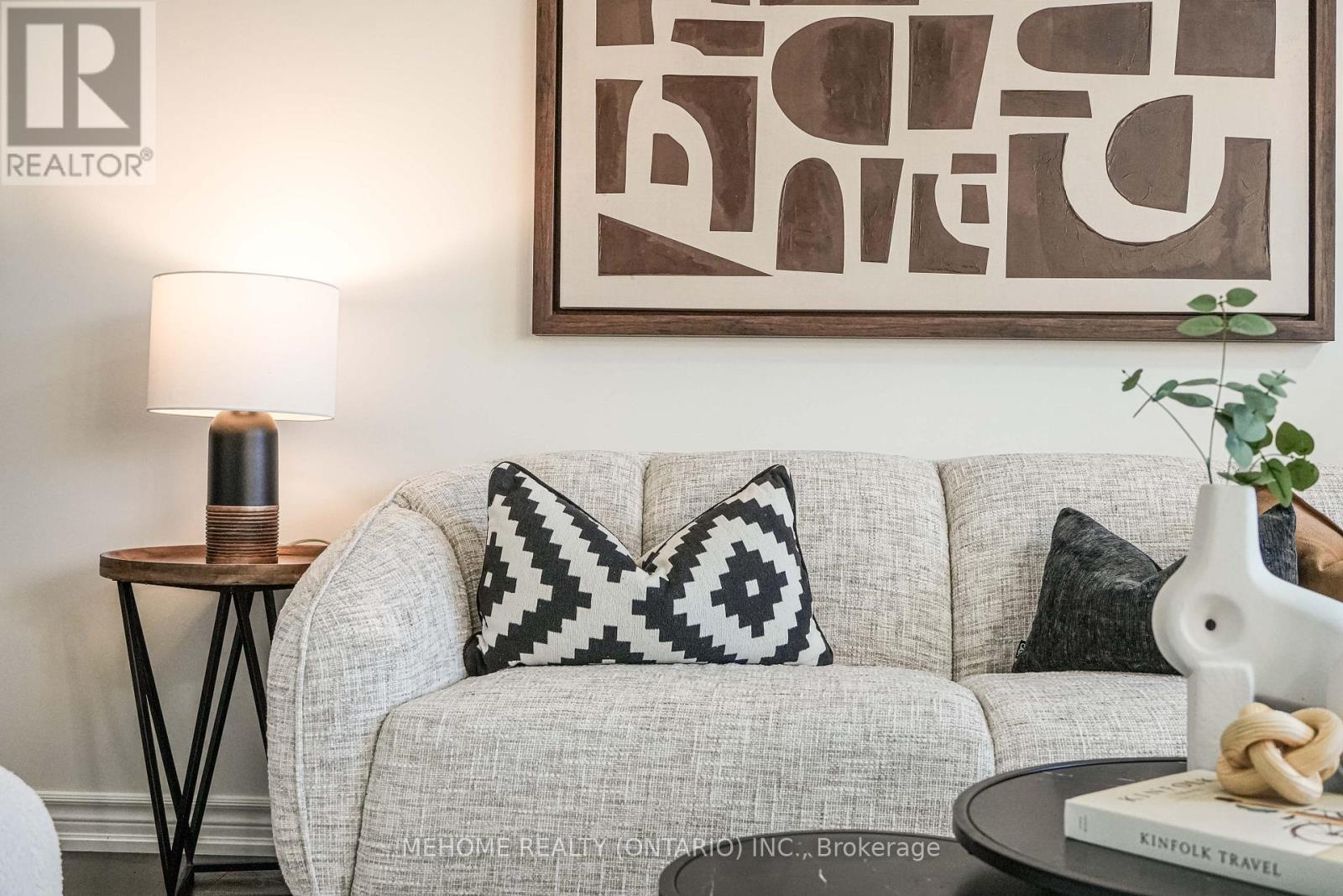 319 - 199 Pine Grove Road, Vaughan, Ontario L4L 0H8 - Photo 8 - N12634452