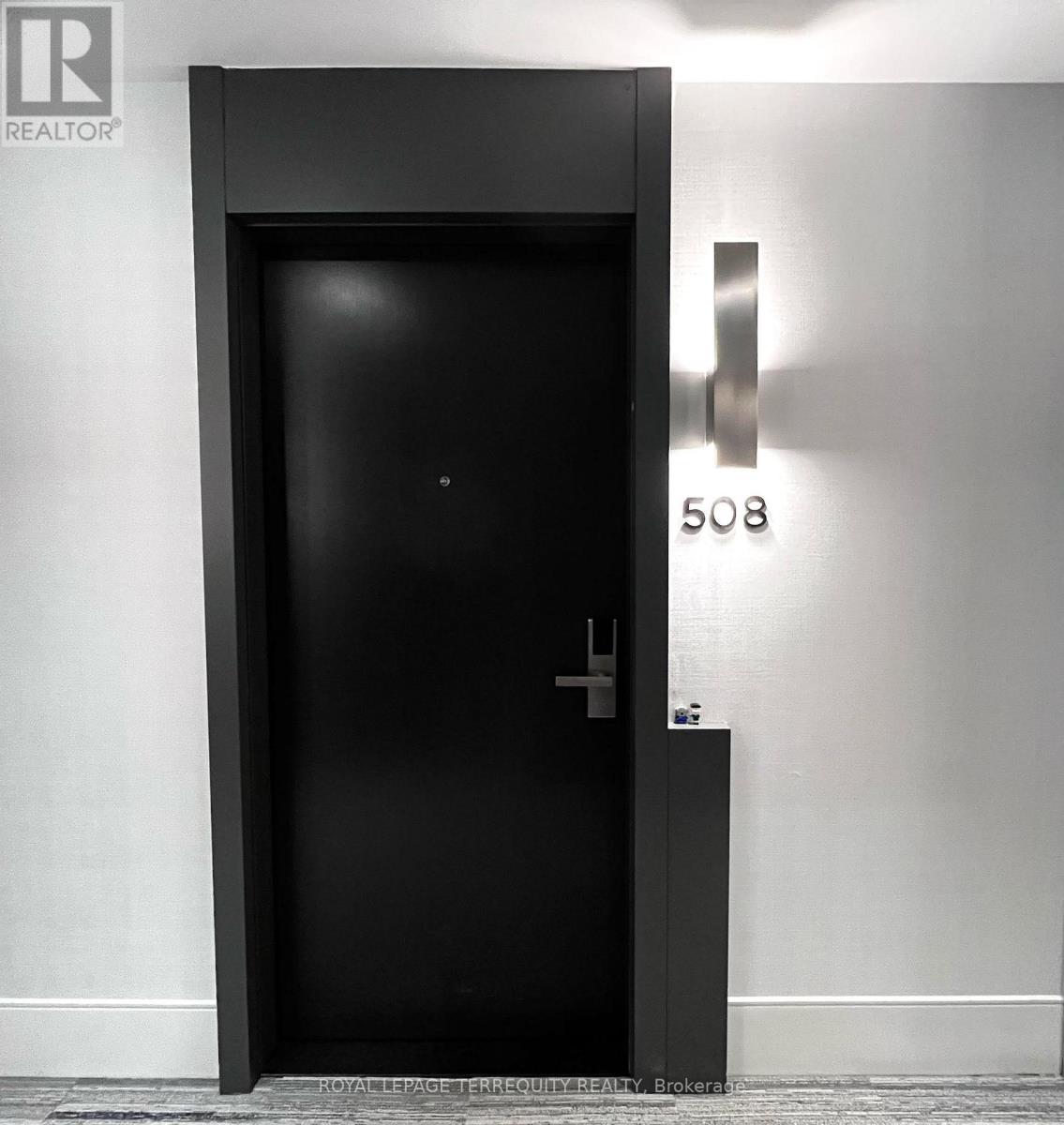 508 - 38 Water Walk Drive, Markham, Ontario  L3R 6M8 - Photo 2 - N12634460