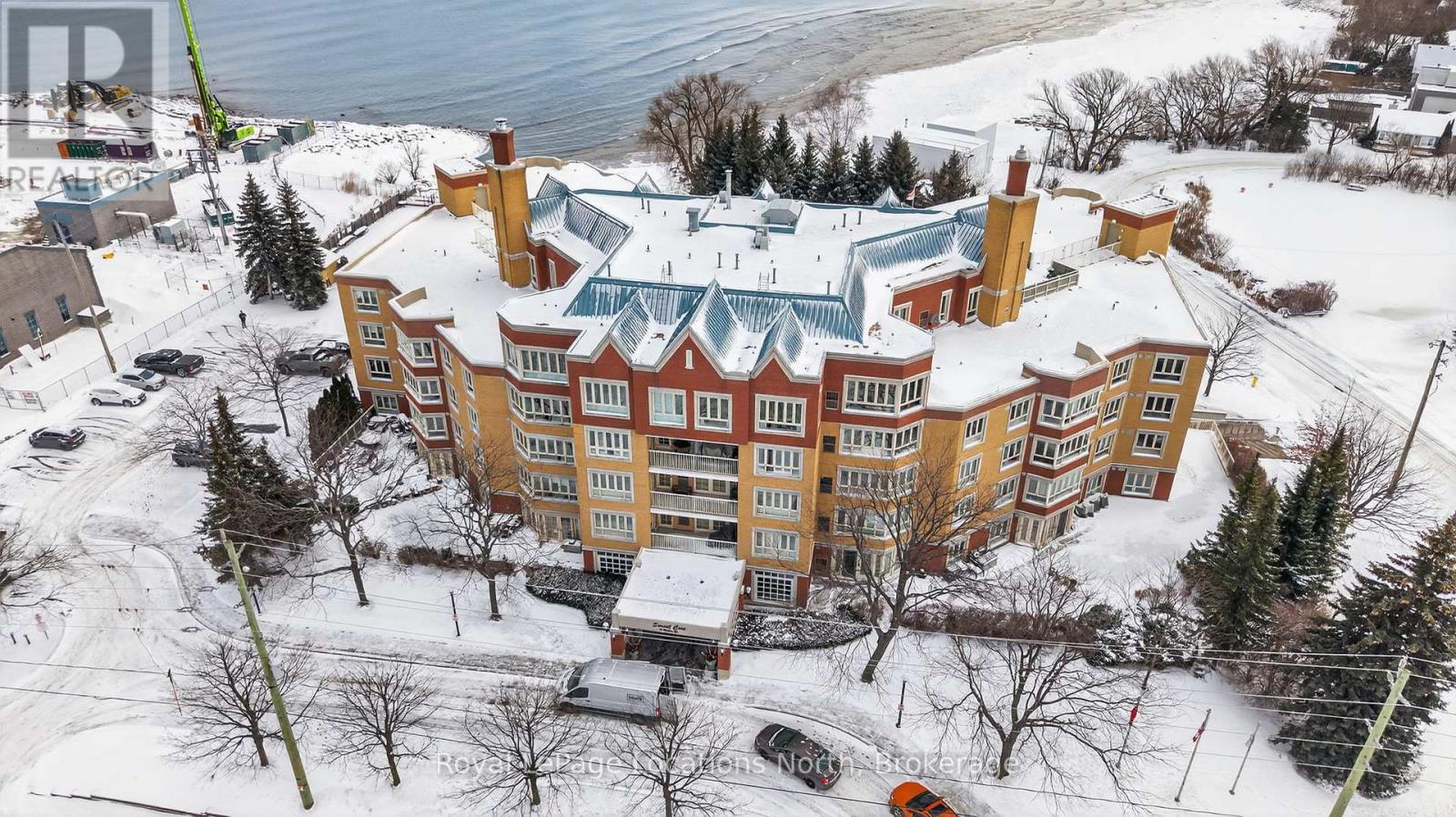 401 - 16 RAGLAN STREET, Collingwood, Ontario