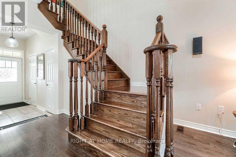 19 Waterville Way, Caledon, Ontario  L7C 3P8 - Photo 10 - W12634424