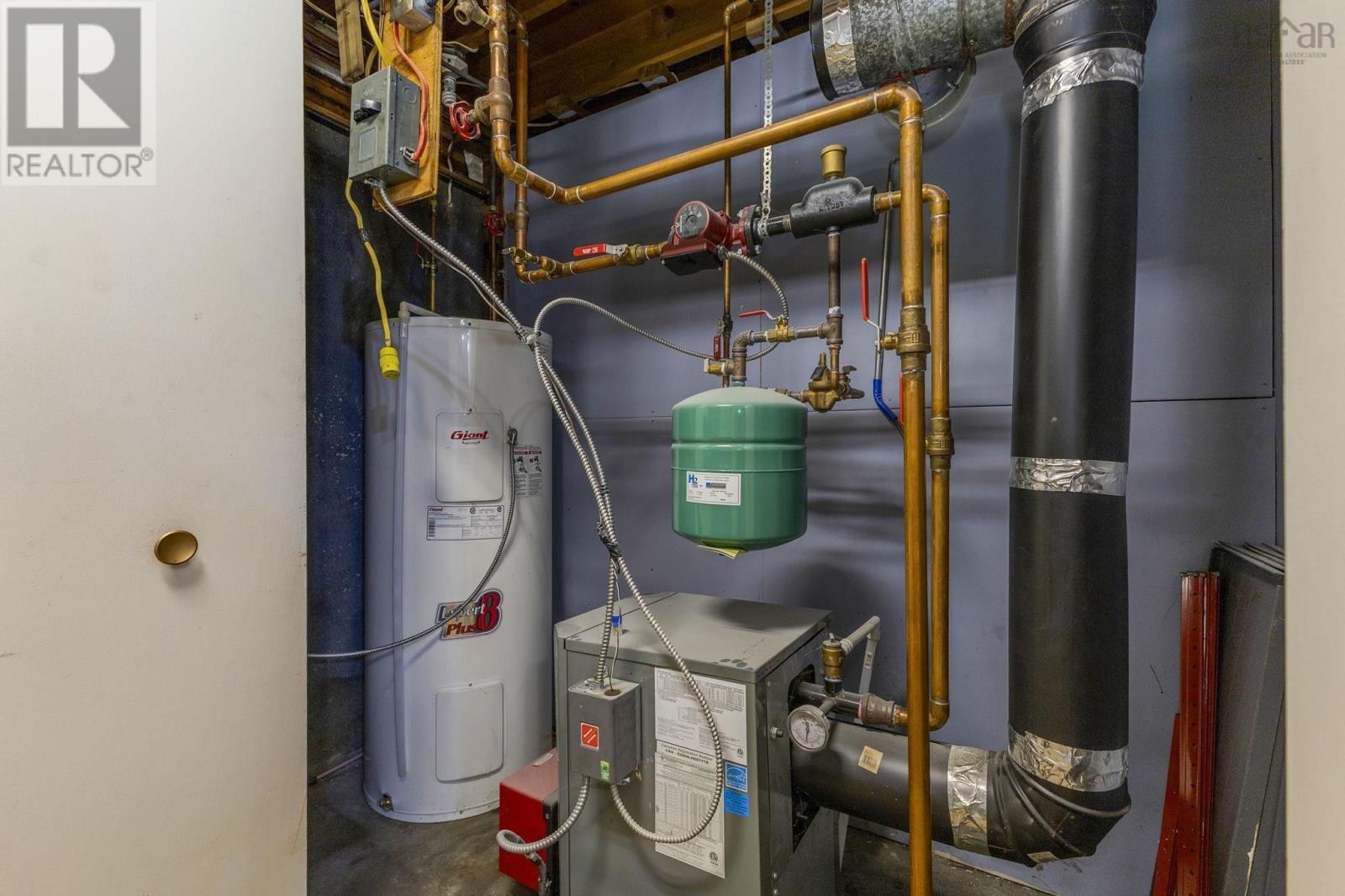 18 Kirk Avenue, Stellarton, Nova Scotia  B0K 1S0 - Photo 38 - 202529461