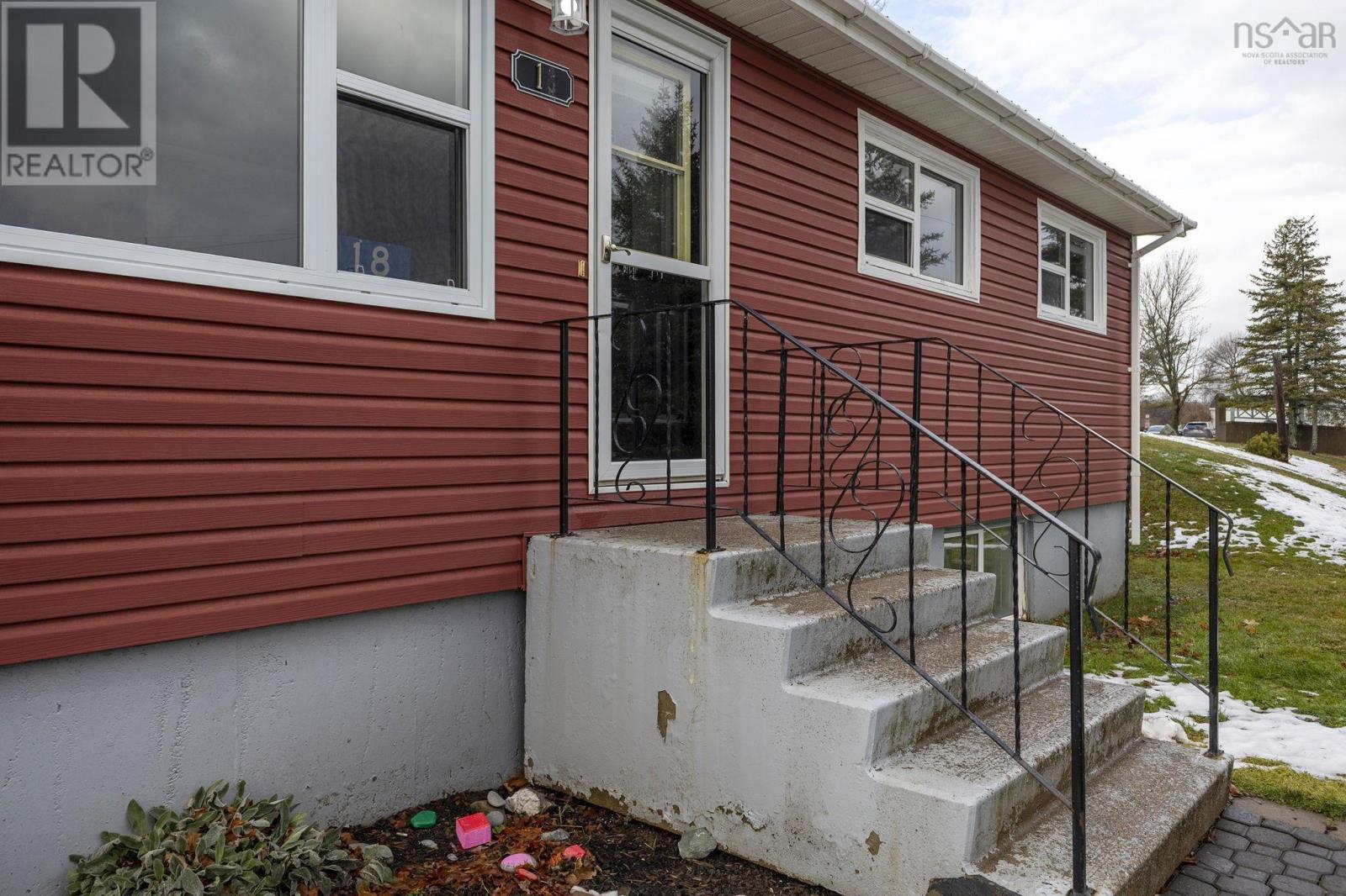 18 Kirk Avenue, Stellarton, Nova Scotia  B0K 1S0 - Photo 47 - 202529461