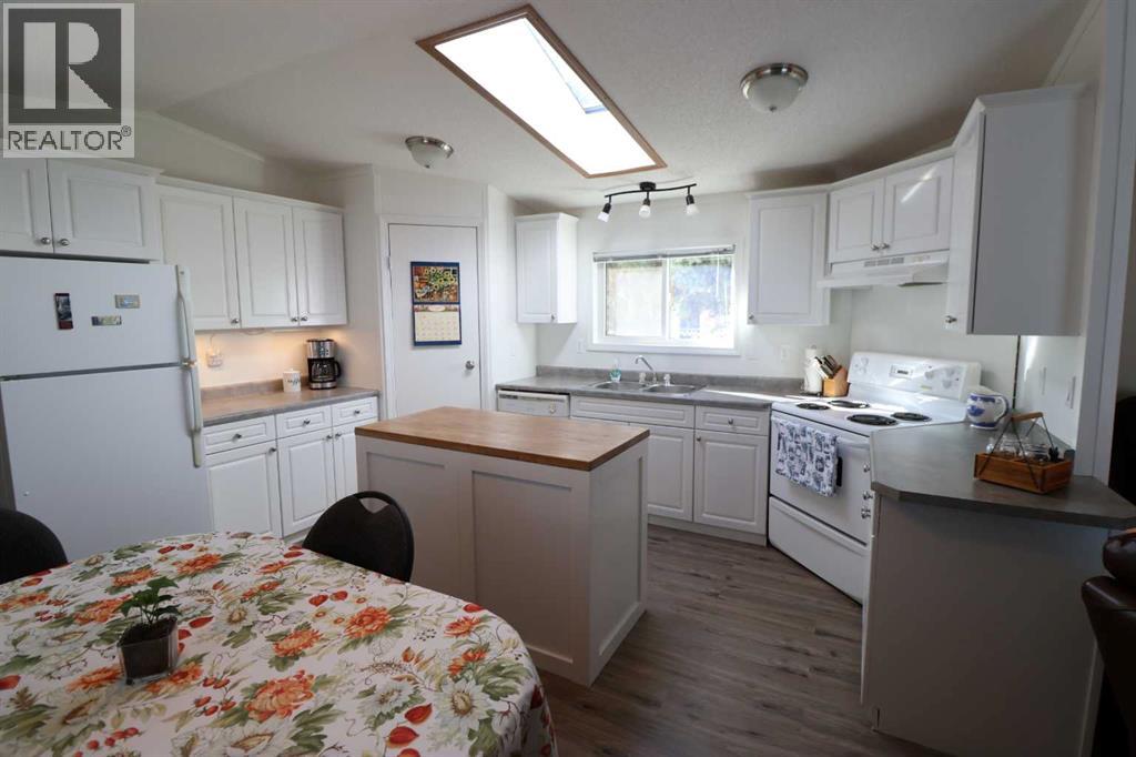 3002 33 Ave  S, Lethbridge, Alberta  T1K 7K1 - Photo 4 - A2267901