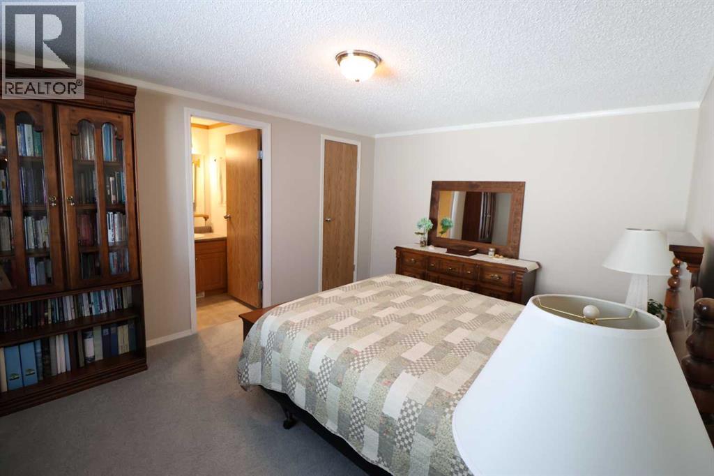 3002 33 Ave  S, Lethbridge, Alberta  T1K 7K1 - Photo 10 - A2267901