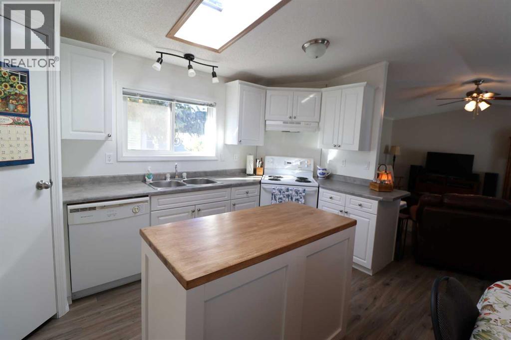 3002 33 Ave  S, Lethbridge, Alberta  T1K 7K1 - Photo 6 - A2267901