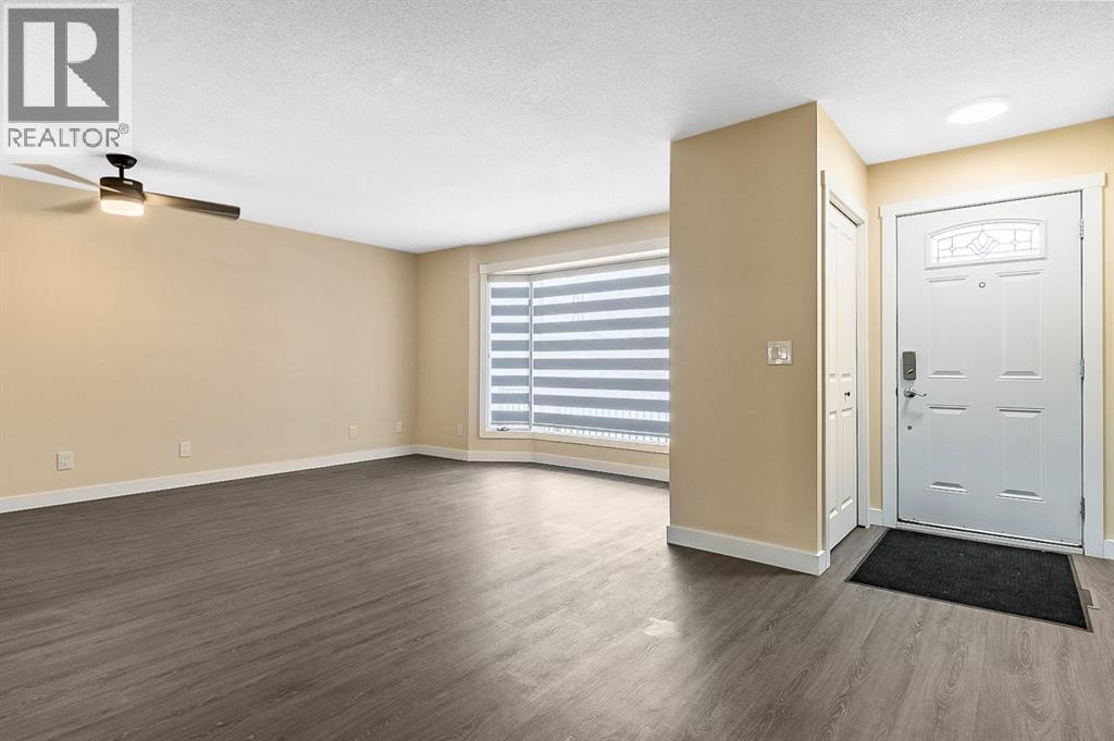 11 Maplewood Green, Strathmore, Alberta  T2K 1X3 - Photo 8 - A2268318