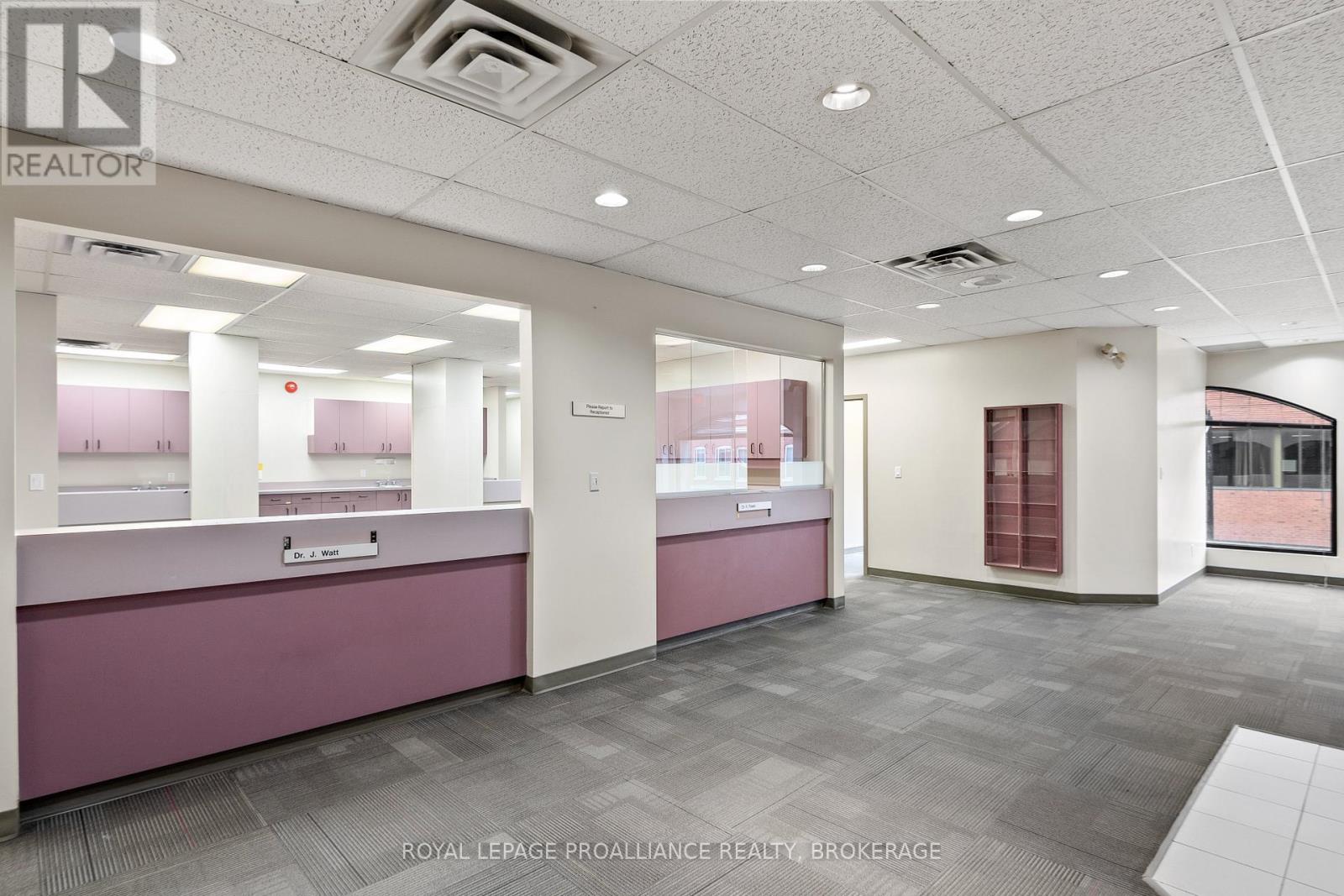 202 - 100 Princess Street, Kingston, Ontario K7L 1A7 - Photo 6 - X12634504