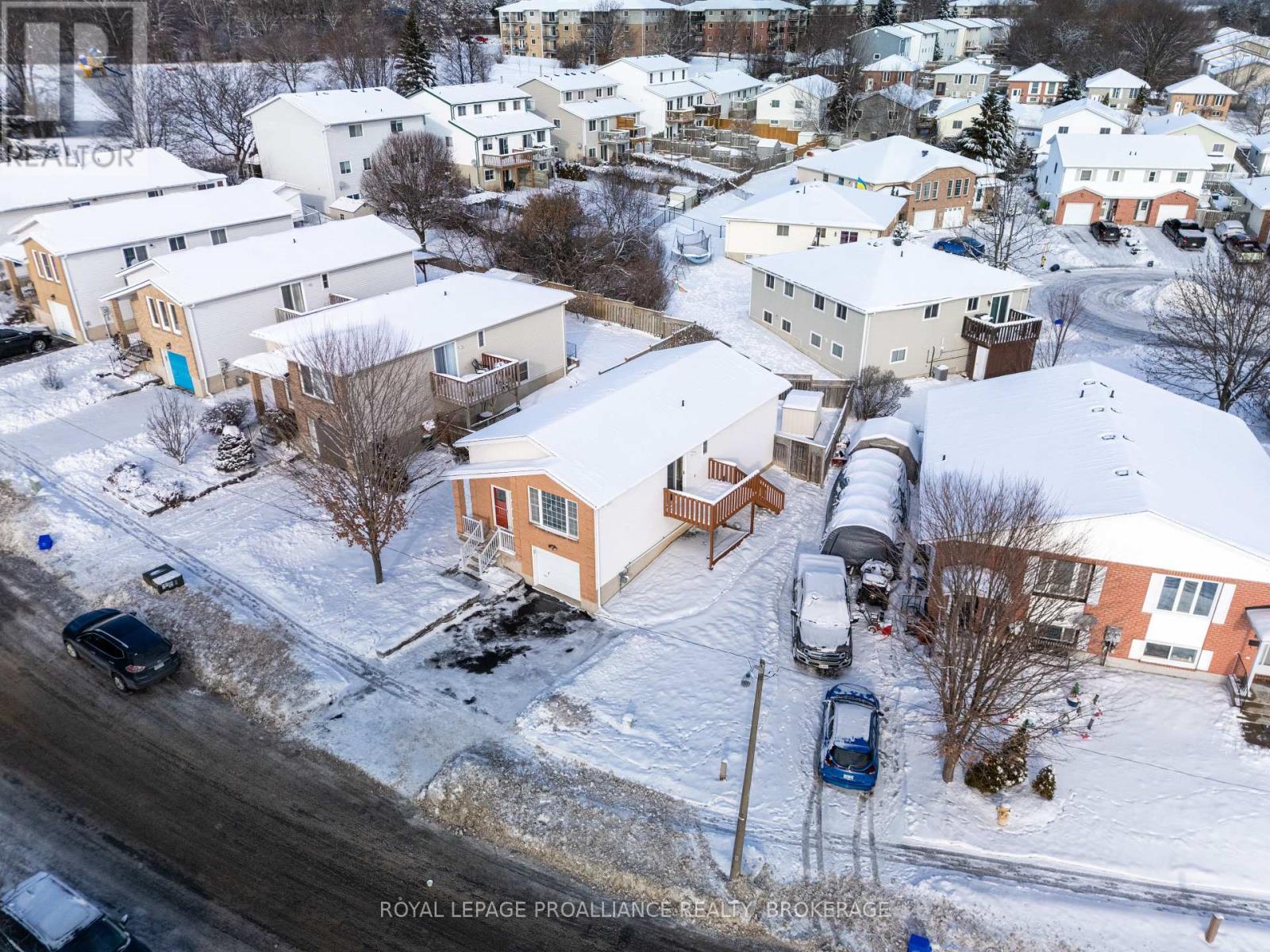 39 Esdon Street, Kingston, Ontario K7K 6Z7 - Photo 10 - X12634556