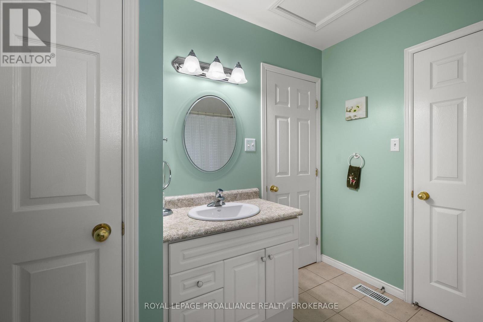 39 Esdon Street, Kingston, Ontario K7K 6Z7 - Photo 28 - X12634556