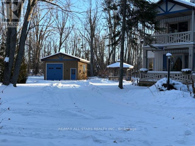 506 Snug Harbour Road, Kawartha Lakes (Lindsay), Ontario K9V 4R6 - Photo 2 - X12634612