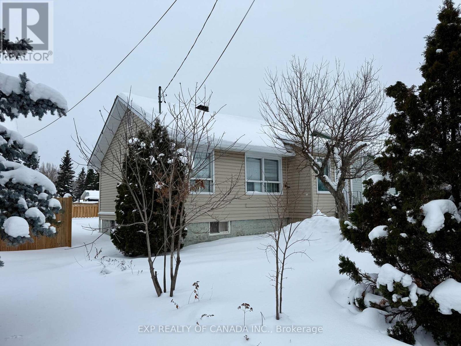 254 Ross Avenue E, Timmins (Tne - North), Ontario  P4N 5W9 - Photo 14 - T12634540