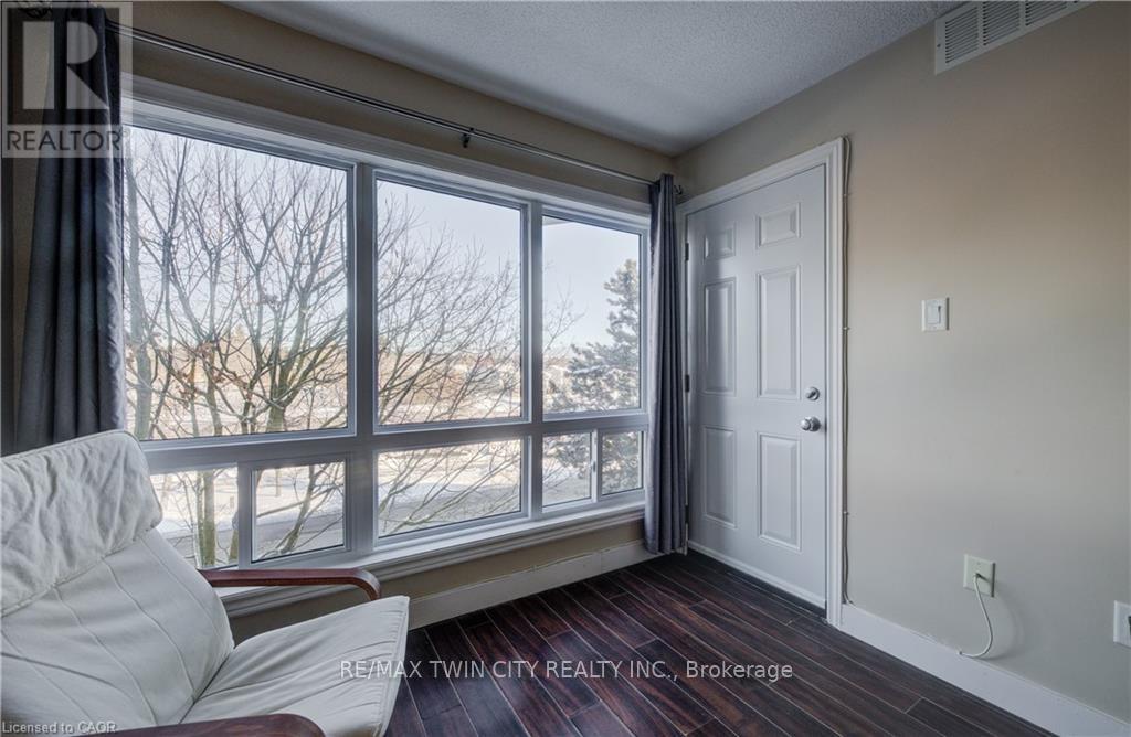 318 - 15 Hofstetter Avenue, Kitchener, Ontario N2A 3Z7 - Photo 16 - X12634430