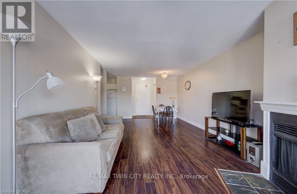 318 - 15 Hofstetter Avenue, Kitchener, Ontario N2A 3Z7 - Photo 17 - X12634430