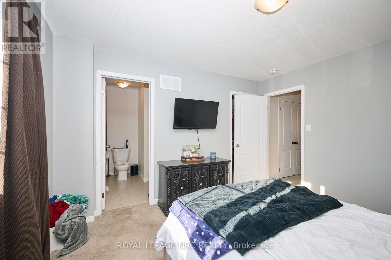 7759 White Pine Crescent, Niagara Falls, Ontario  L2H 0P1 - Photo 16 - X12634524