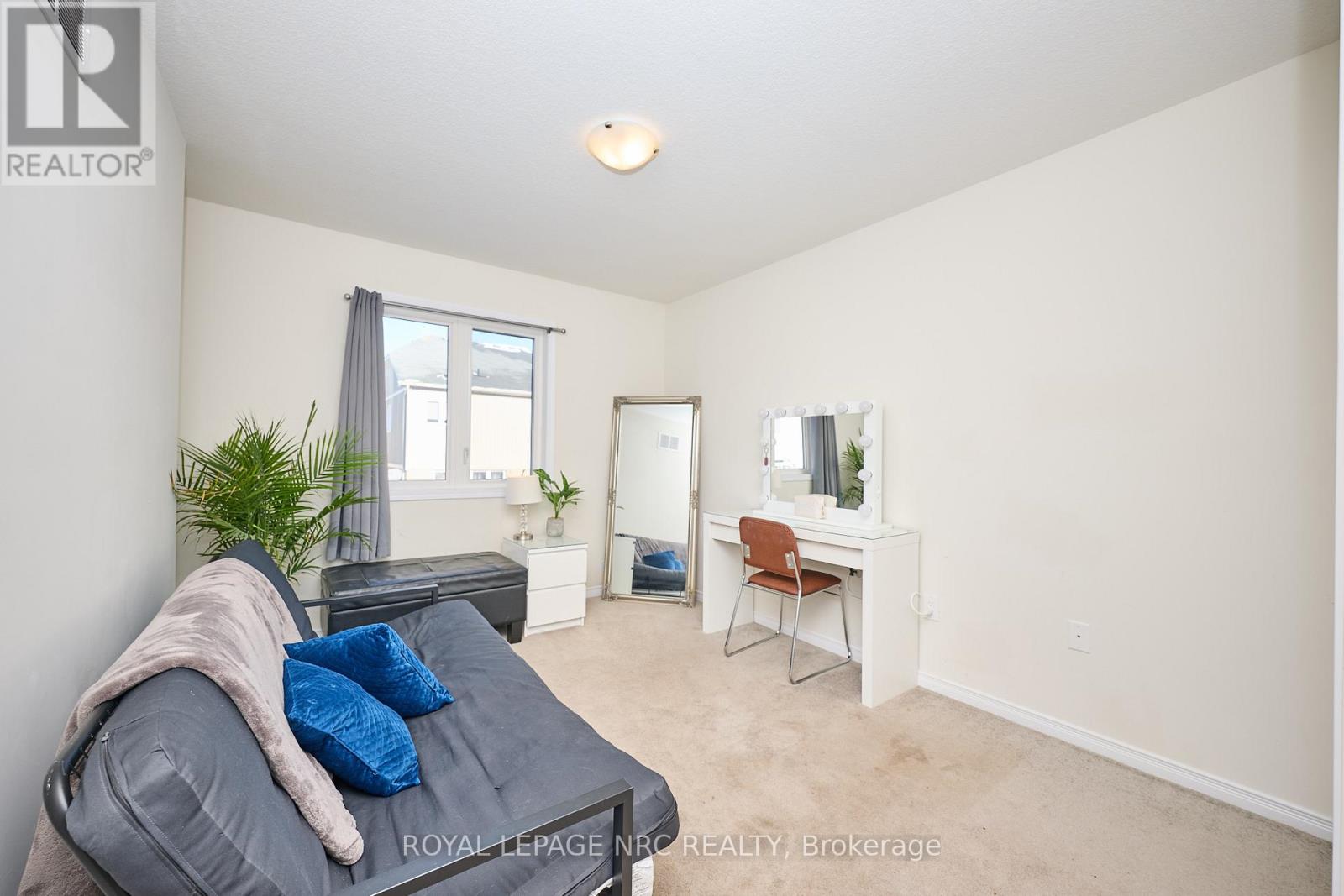 7759 White Pine Crescent, Niagara Falls, Ontario  L2H 0P1 - Photo 22 - X12634524