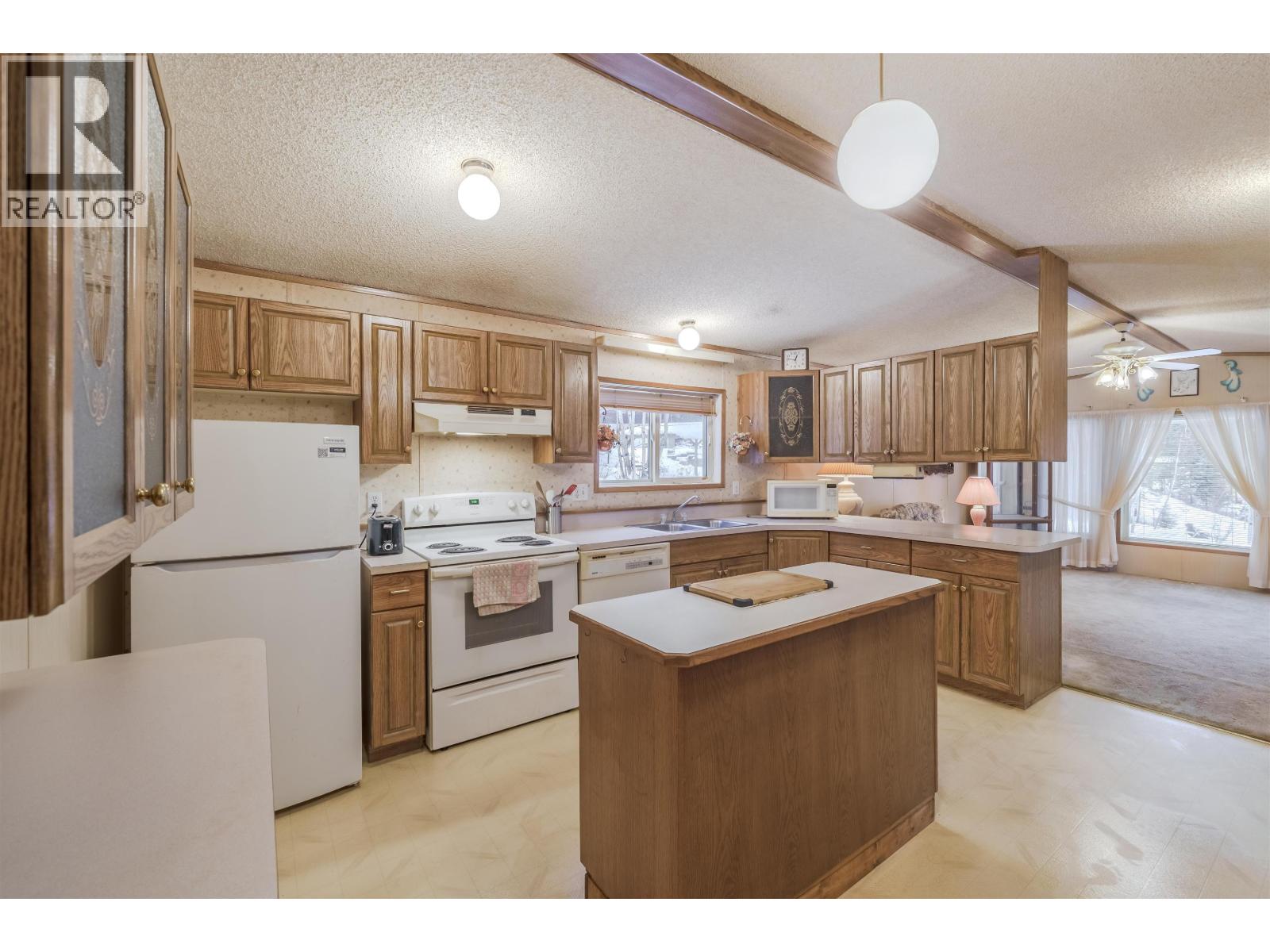 3541 Sellars Road, Canim Lake, British Columbia  V0K 1L0 - Photo 15 - R3073923