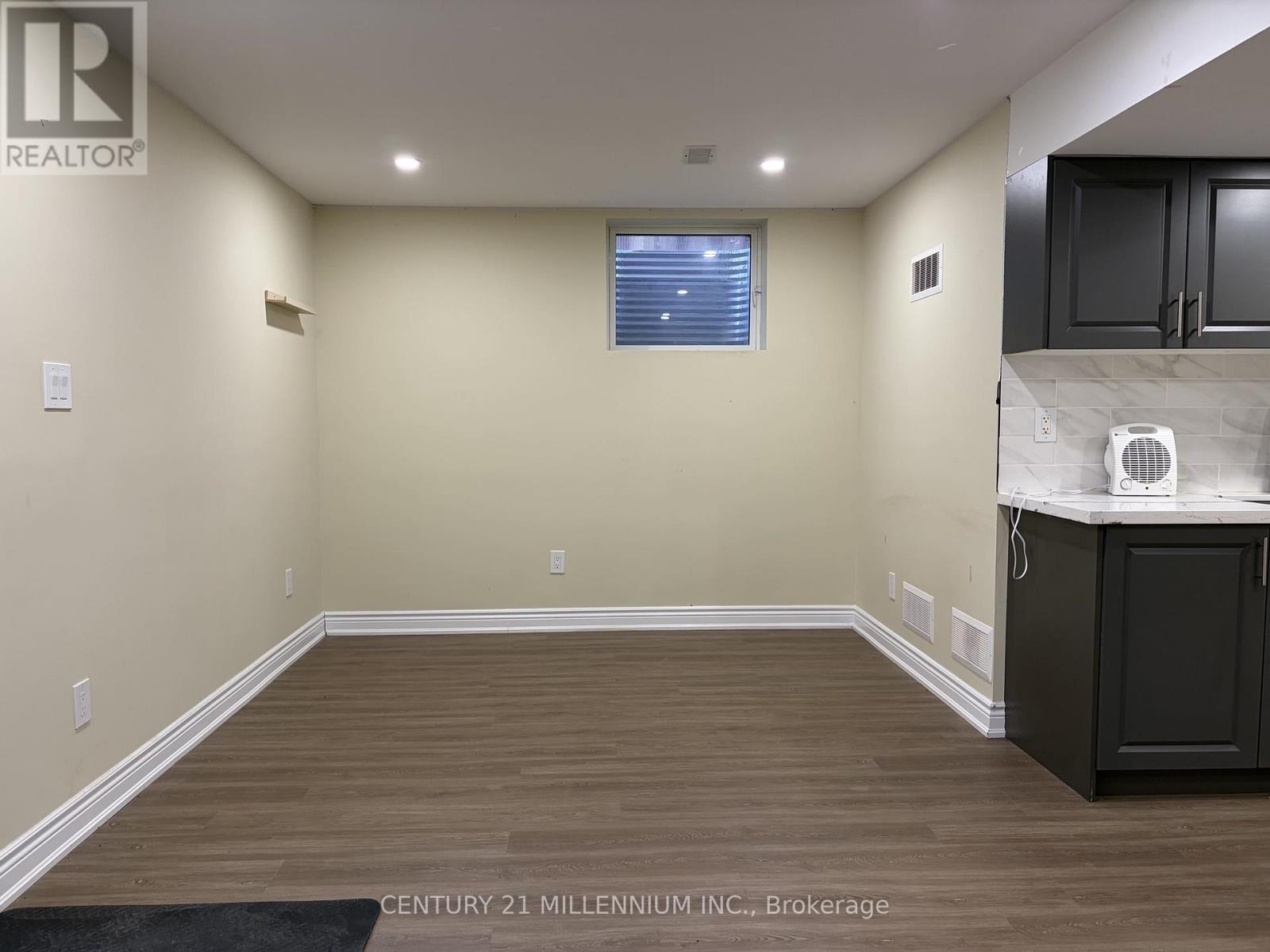 40 Houghton Street, Cambridge, Ontario  N3C 4K7 - Photo 6 - X12571712