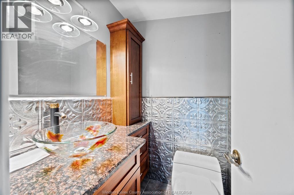 3740 Ouellette, Windsor, Ontario N9E 3M7 - Photo 17 - 25031703