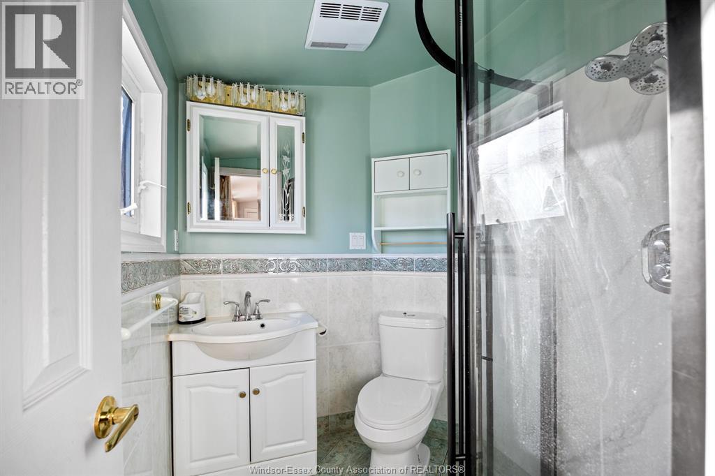 3740 Ouellette, Windsor, Ontario N9E 3M7 - Photo 18 - 25031703