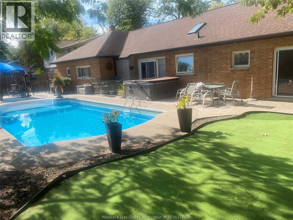 3740 Ouellette, Windsor, Ontario N9E 3M7 - Photo 28 - 25031703