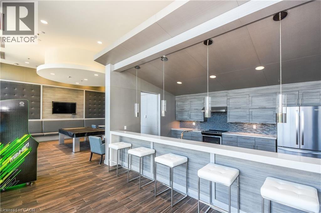 2093 Fairview Street Unit# 1705, Burlington, Ontario  L7R 0B4 - Photo 3 - 40794019