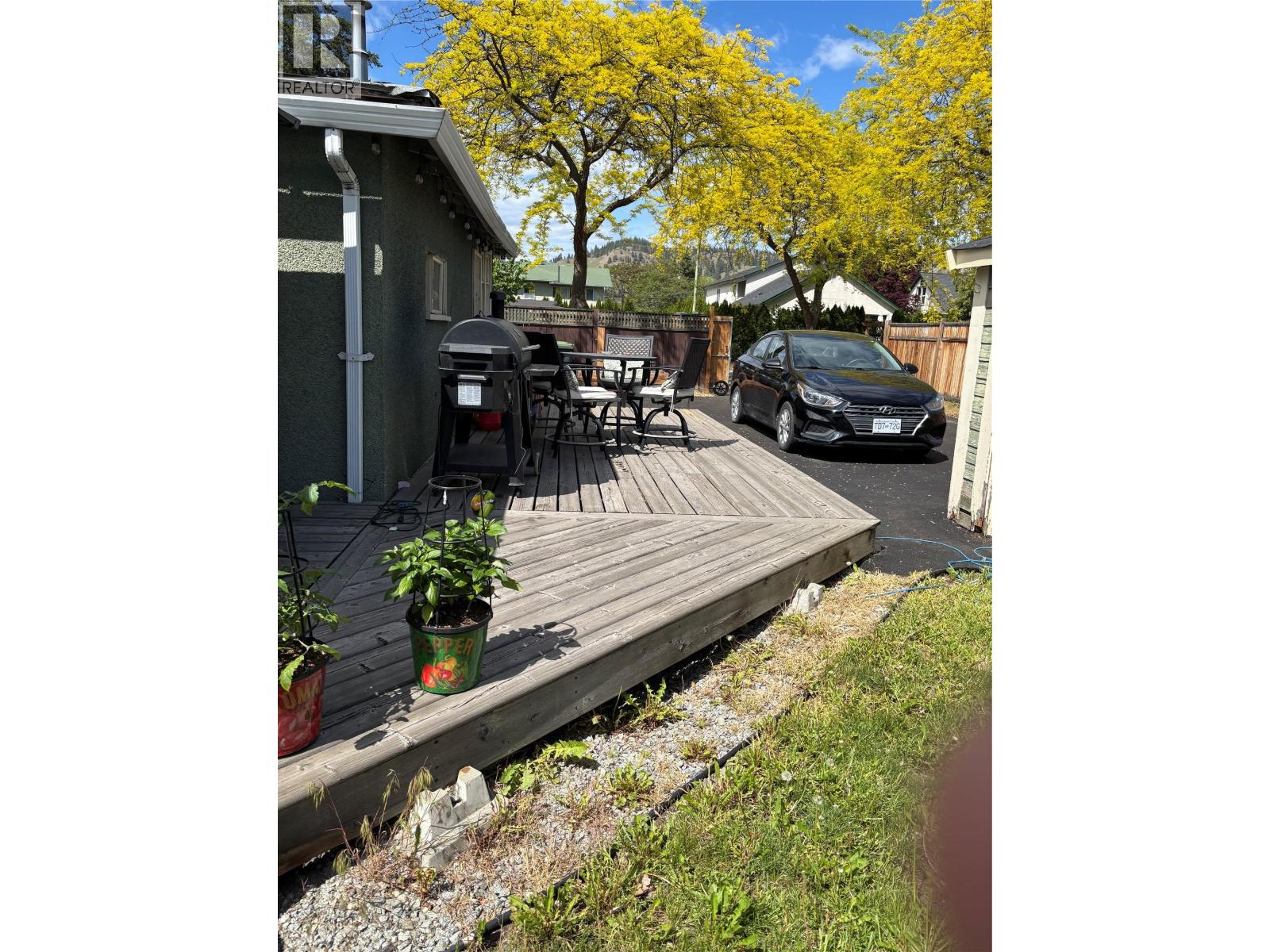 1333 Richter Street, Kelowna, British Columbia  V1Y 2L5 - Photo 9 - 10336527