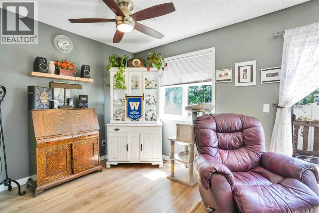 702, 760 Railway Gate Sw, Airdrie, Alberta  T4B 3C5 - Photo 2 - A2264107