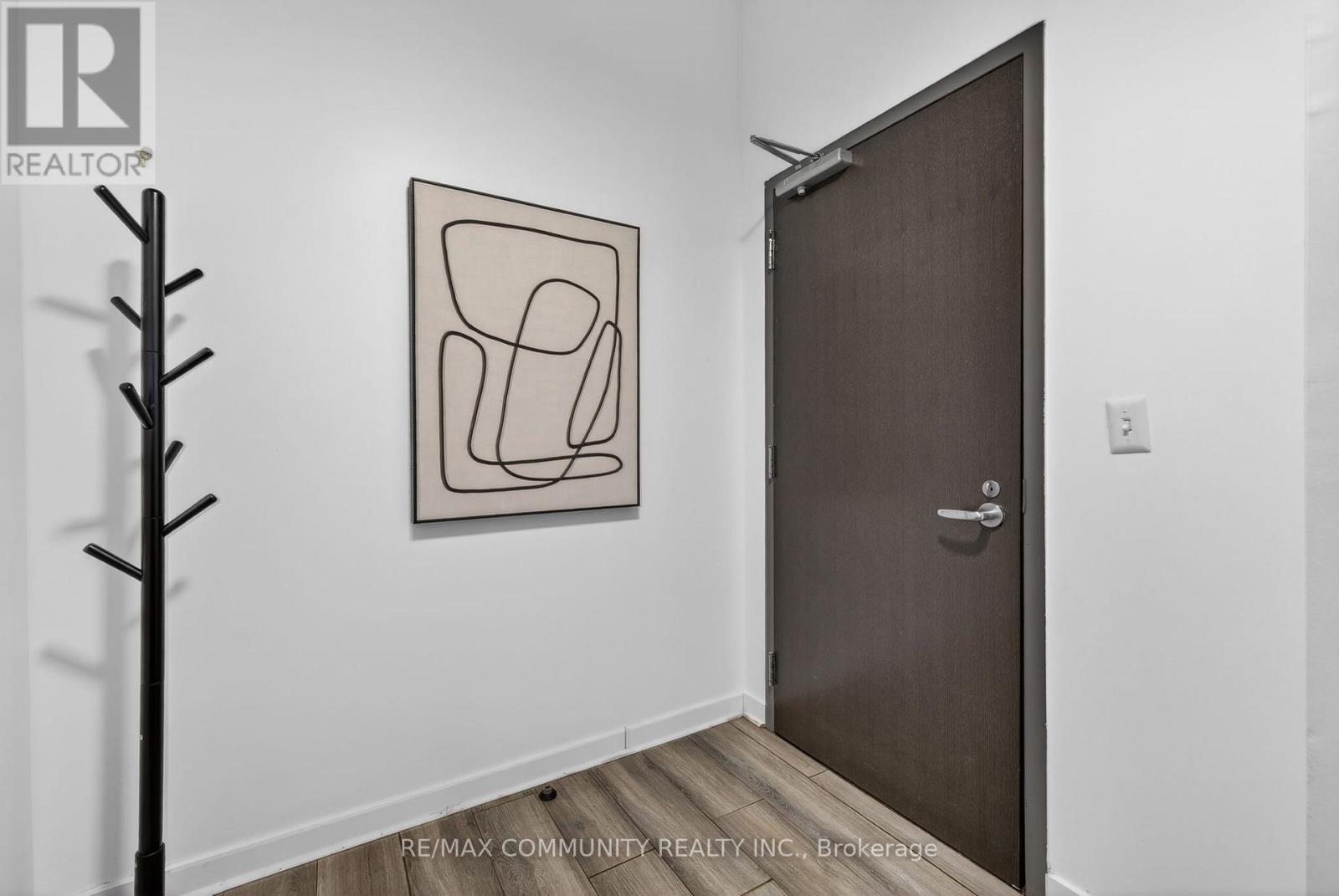 310 - 4750 Yonge Street, Toronto, Ontario  M2N 5M6 - Photo 3 - C12634484