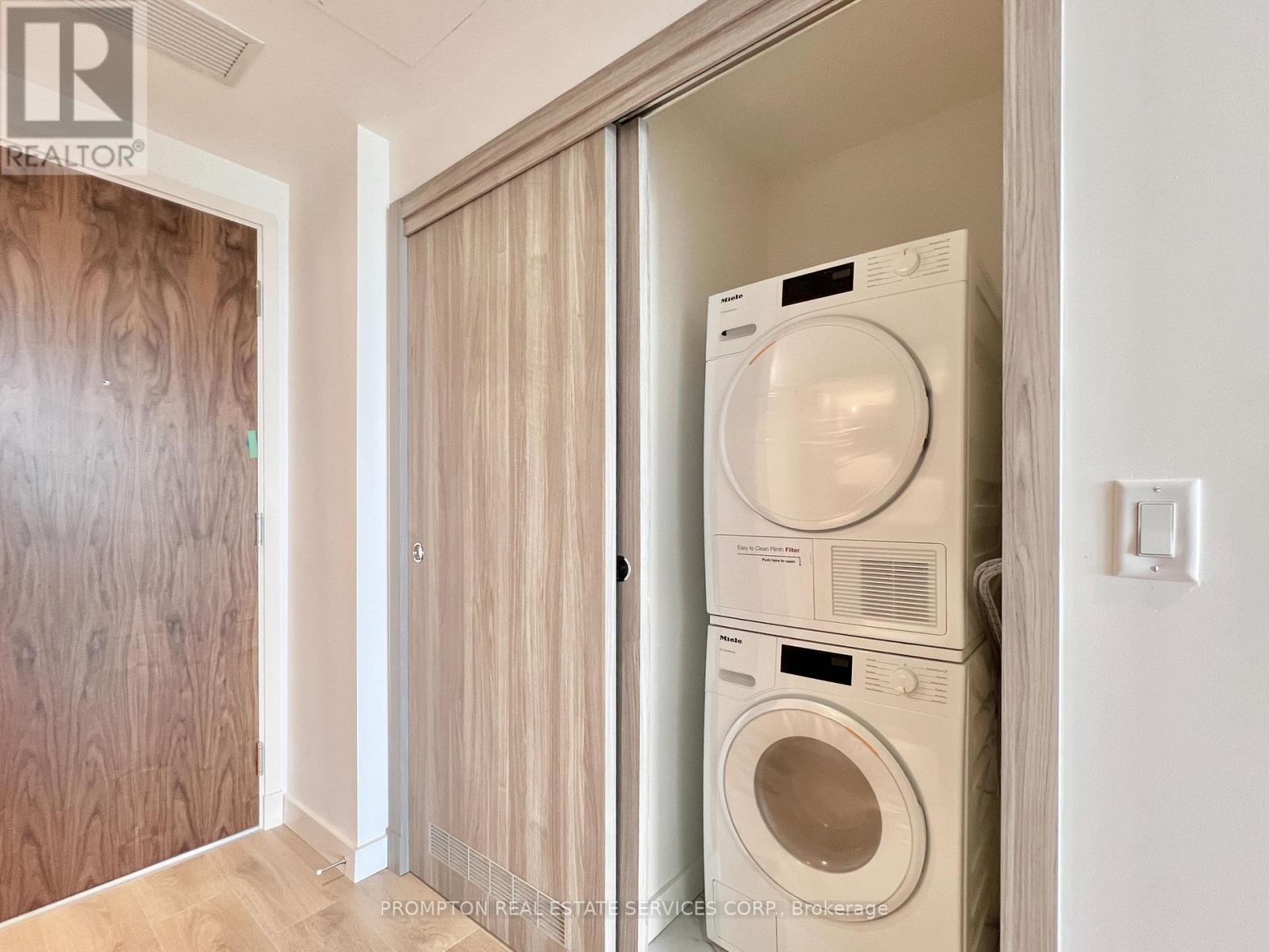 1803 - 27 Mcmahon Drive, Toronto, Ontario  M2K 0J2 - Photo 30 - C12634572