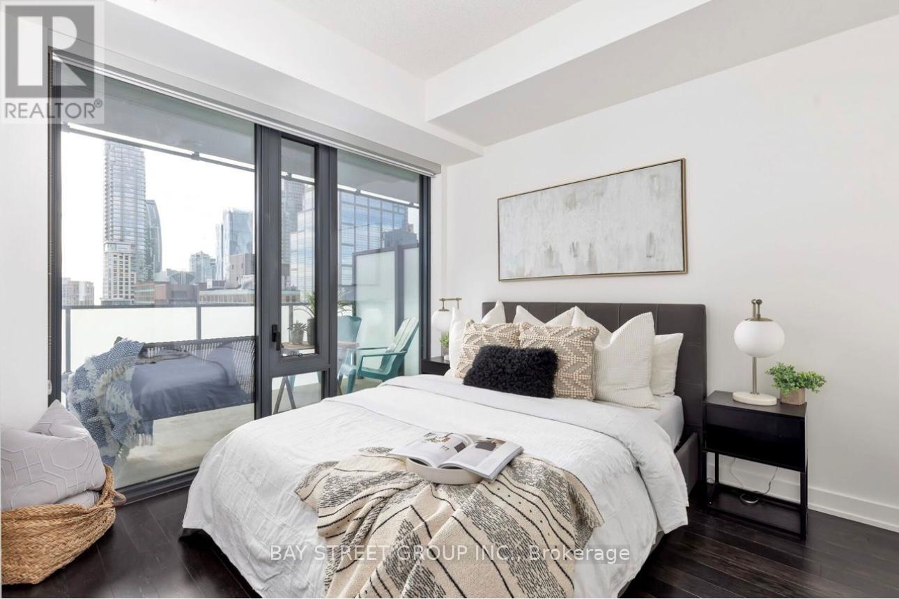 2208 - 25 Richmond Street E, Toronto, Ontario  M5C 0A6 - Photo 8 - C12634584