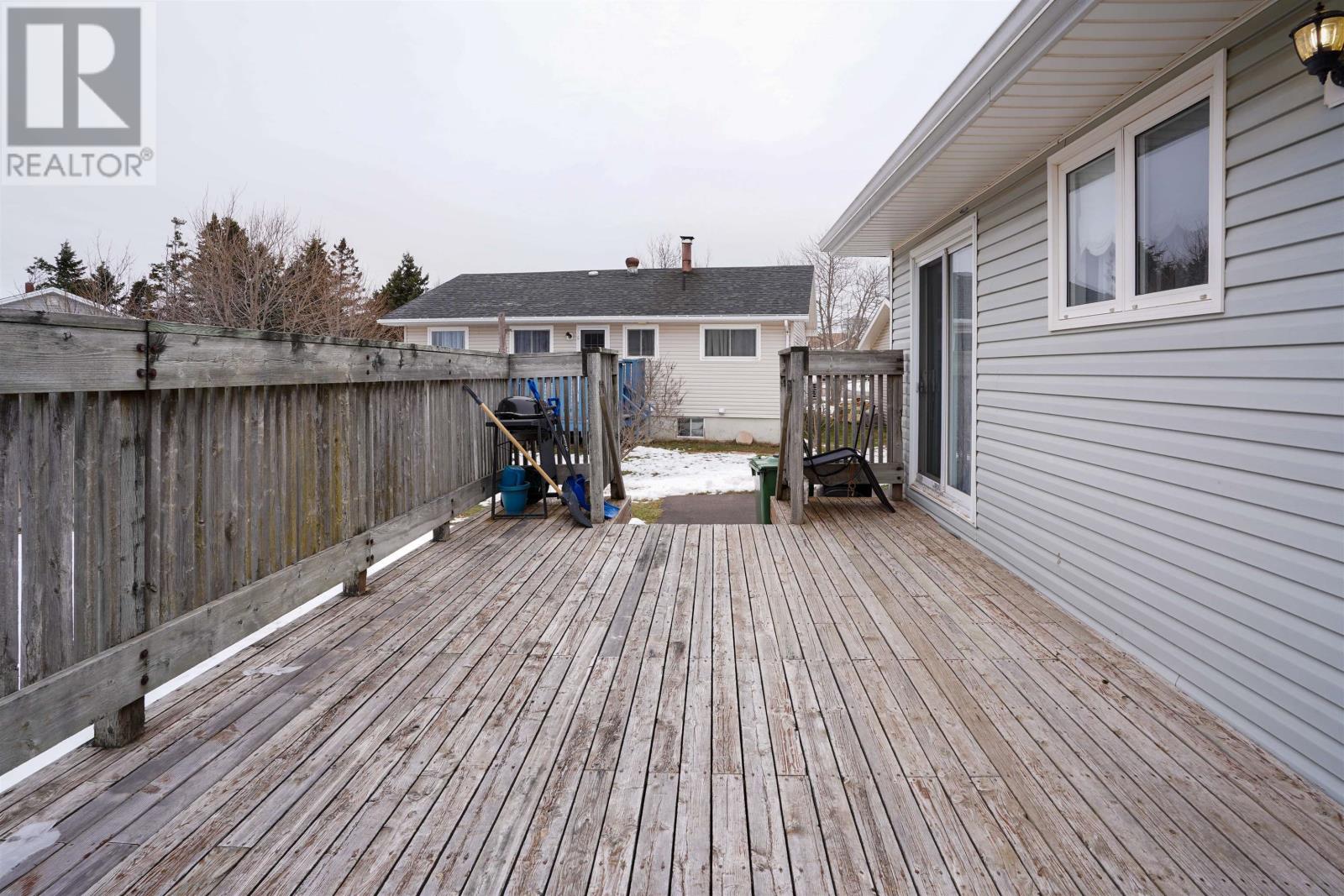 76 Eleanor Drive, Summerside, Prince Edward Island C1N 4W9 - Photo 27 - 202529462