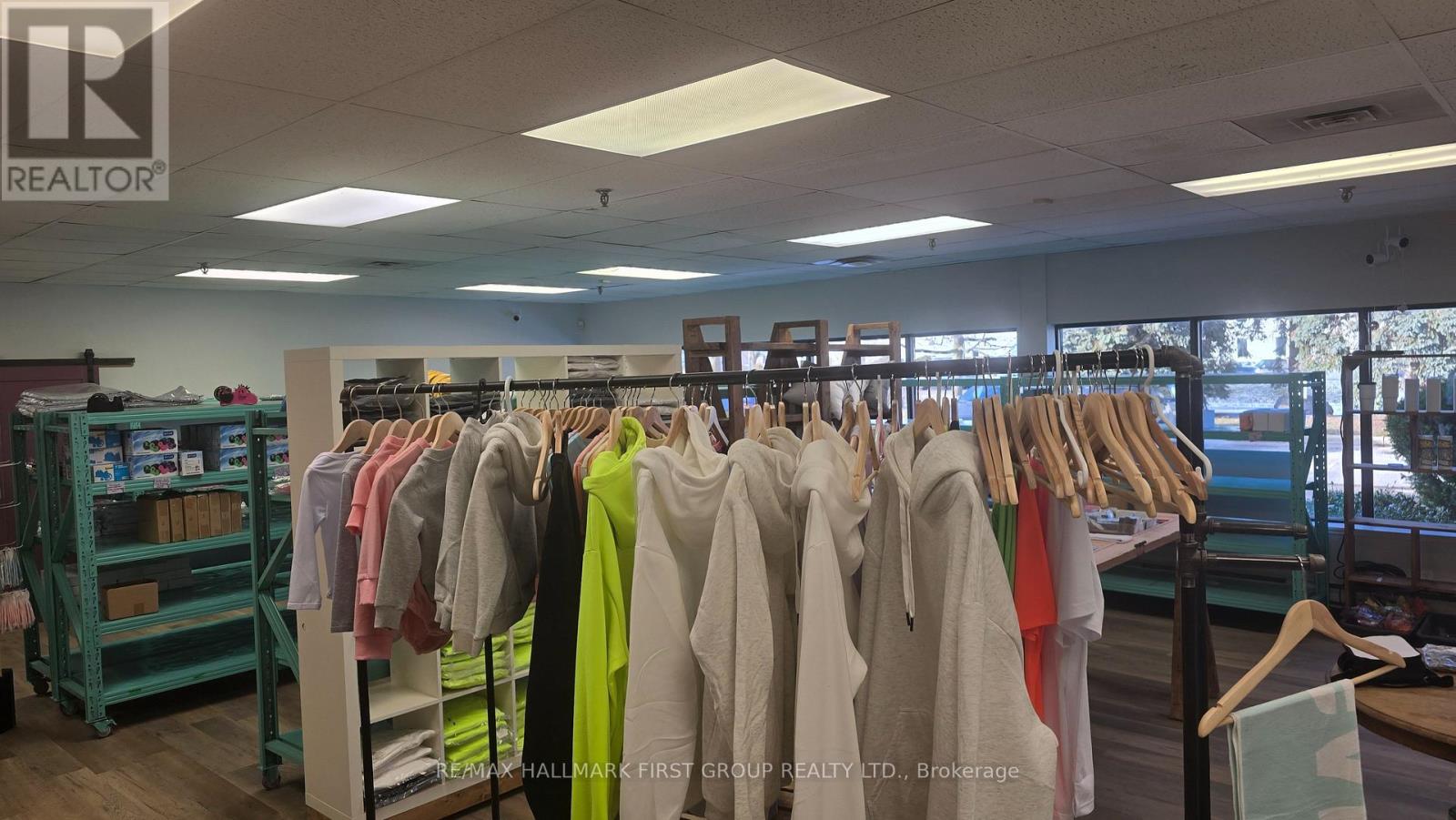 293 Clements Road W, Ajax, Ontario  L1S 3W7 - Photo 3 - E12634522