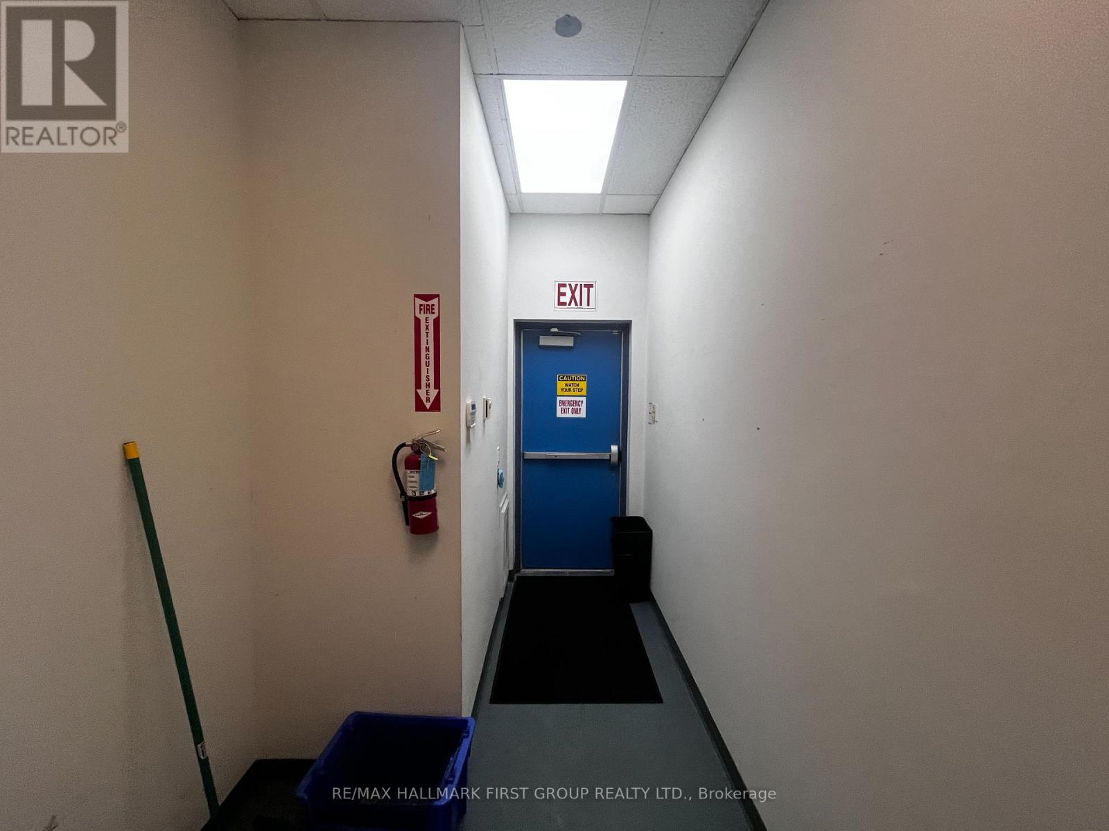 #1-4 - 209 Dundas Street E, Whitby, Ontario  L1N 2M4 - Photo 21 - E12634610